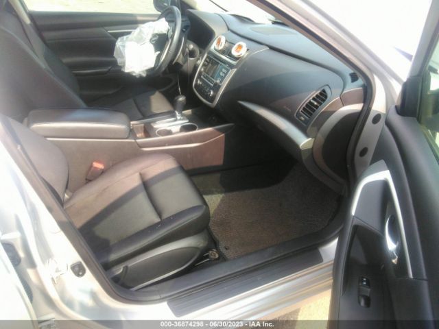 1N4AL3AP8HC122033 Nissan Altima 2.5 Sr