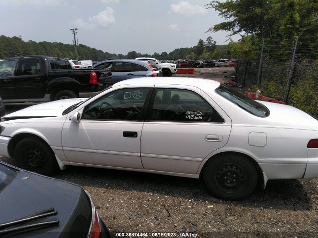 1997 TOYOTA CAMRY LE/XLE/CE VIN: 4T1BG22K3VU141283
