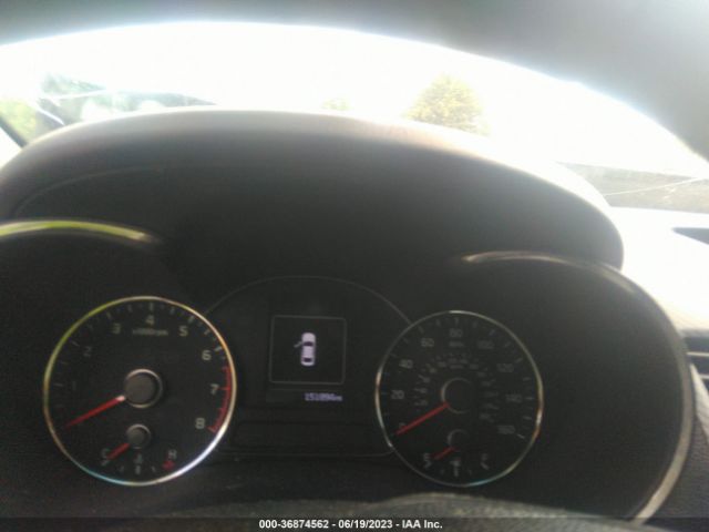 3KPFL4A8XHE005609 KIA FORTE EX