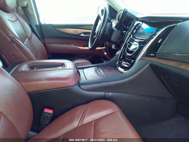 1GYS3HKJ7GR334112 Cadillac Escalade Esv Luxury Collection