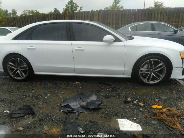 2017 Audi A8, VIN: WAU44AFD4HN020883