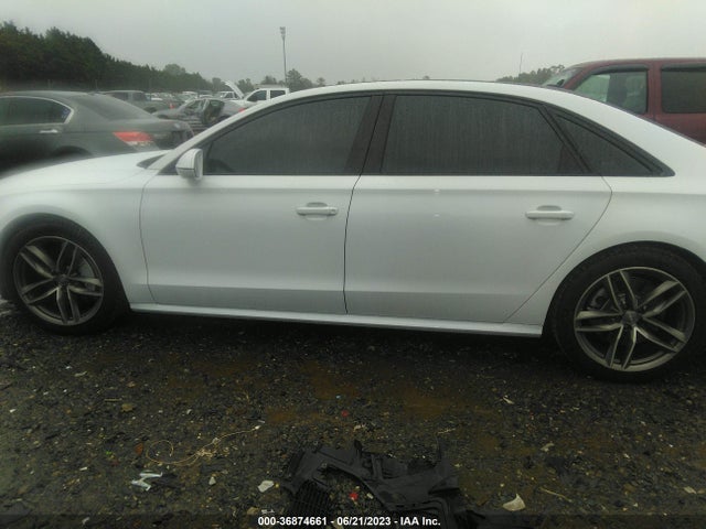 2017 Audi A8, VIN: WAU44AFD4HN020883