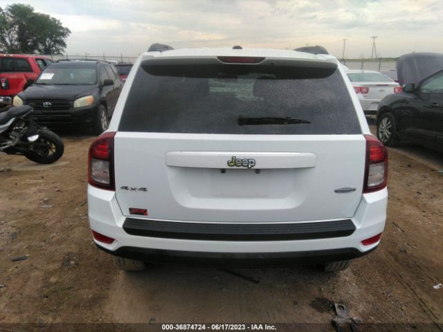 1C4NJDEB8HD167585 Jeep Compass Latitude