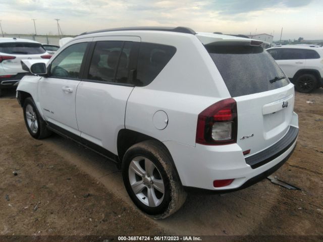 1C4NJDEB8HD167585 Jeep Compass Latitude