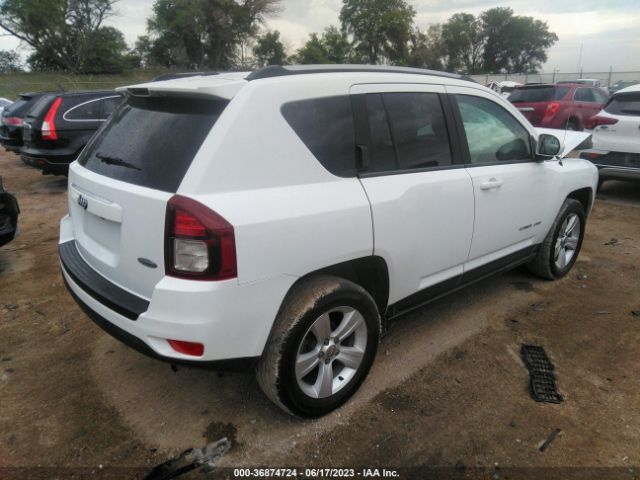 1C4NJDEB8HD167585 Jeep Compass Latitude