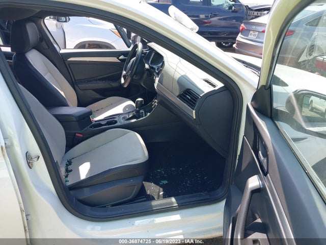 3VWCB7BUXKM199054 Volkswagen Jetta S/se/r-line