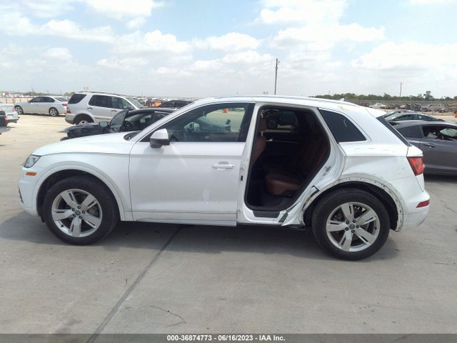 WA1BNAFY8J2044308 Audi Q5 Premium Plus
