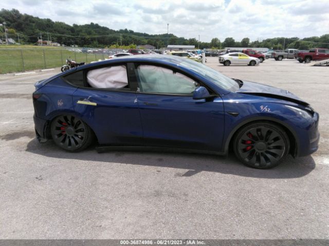 7SAYGDEF5NF565049 Tesla Model Y Performance