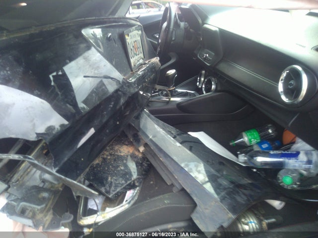 Chevrolet Camaro 1lt 2017 1G1FB1RX4H0188391 Image 5