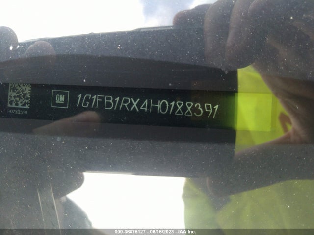 Chevrolet Camaro 1lt 2017 1G1FB1RX4H0188391 Image 9