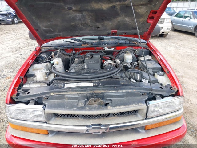 2003 CHEVROLET S-10 LS VIN: 1GCCS14H738229701