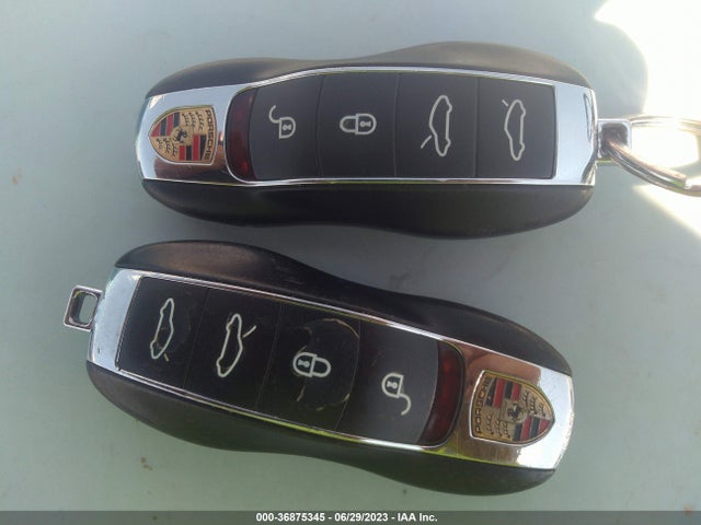 2015 Porsche Cayman, VIN: WP0AB2A85FK180538