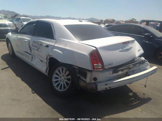 Chrysler 300 2014 2C3CCAAGXEH361443 Image 3