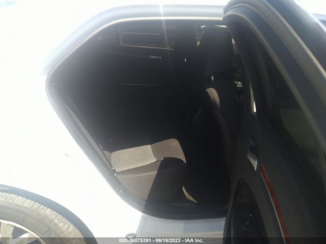 Chrysler 300 2014 2C3CCAAGXEH361443 Image 8