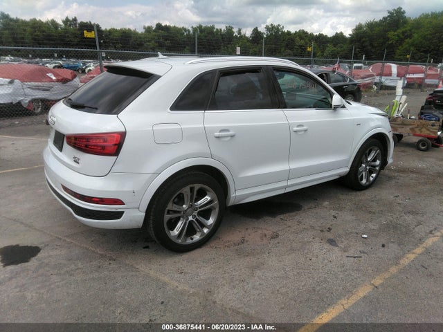 WA1GCCFS7HR008985 Audi Q3 Prestige