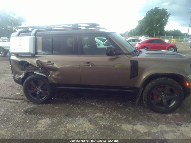 2021 Land Rover Defender, VIN: SALEX7RUXM2035437