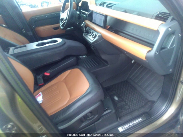 2021 Land Rover Defender, VIN: SALEX7RUXM2035437