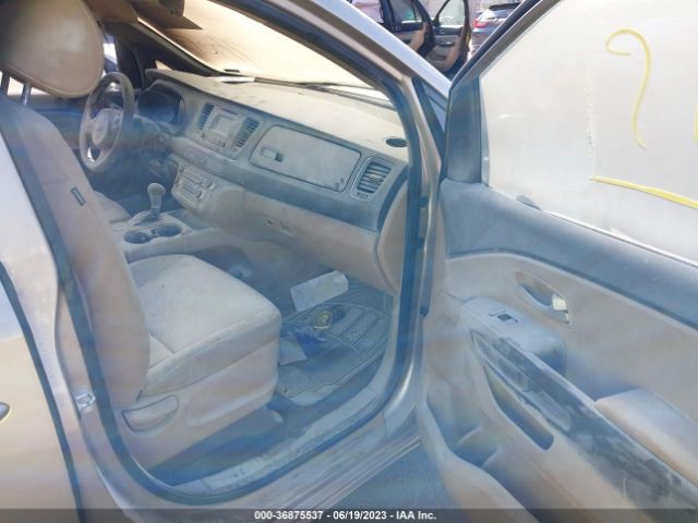 KNDMB5C18F6045237 KIA SEDONA LX