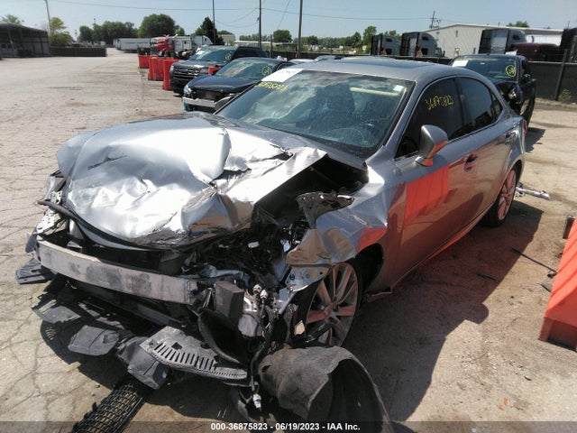 Lexus IS 250 2015 JTHCF1D2XF5027259 Image 2