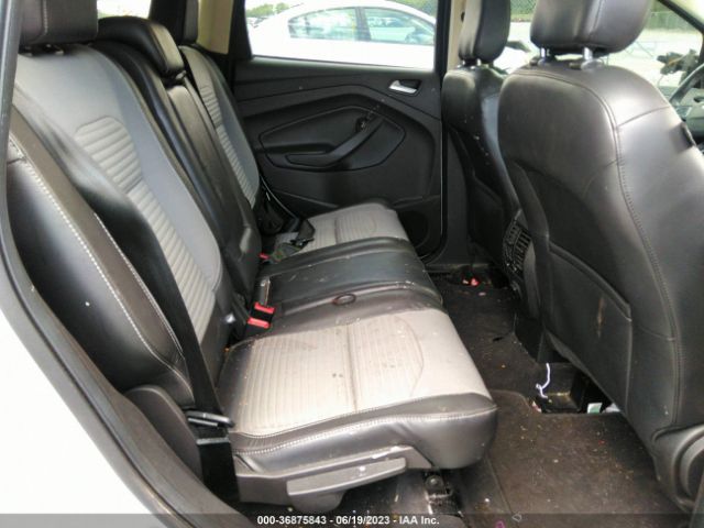 1FMCU9GD6JUC27133 Ford ESCAPE SE