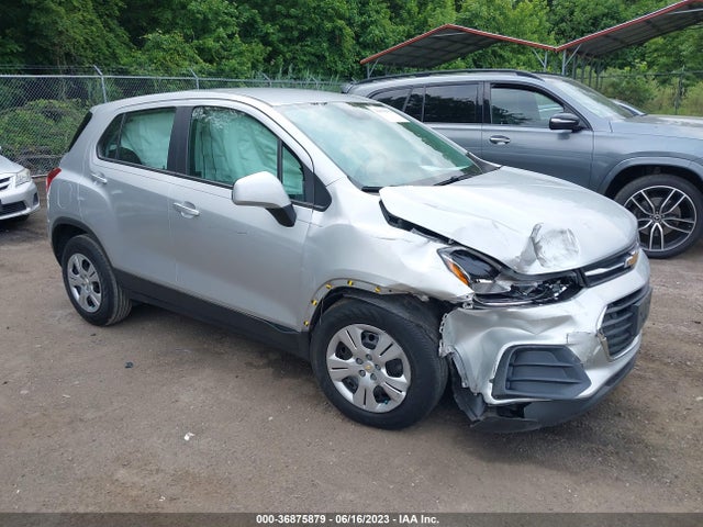 Chevrolet TRAX LS 2017 KL7CJKSB8HB258350 Image 1
