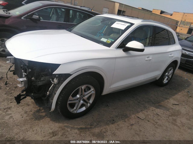 WA1BNAFY1J2036180 Audi Q5 Premium Plus