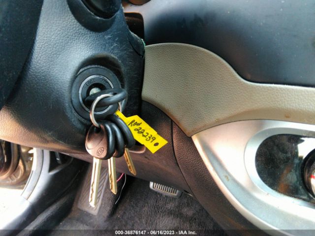 KNADM4A33F6507158 KIA RIO LX