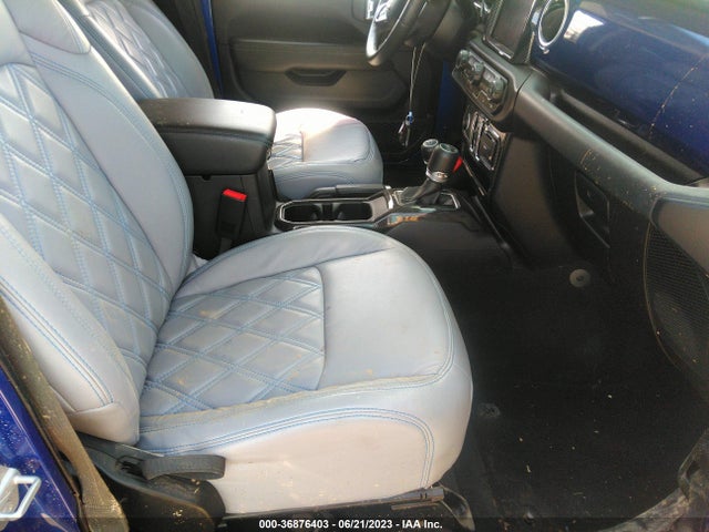 1C4HJXEG1KW580258 Jeep Wrangler Unlimited Sahara