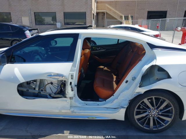 1N4AA6AVXKC372211 Nissan Maxima Platinum