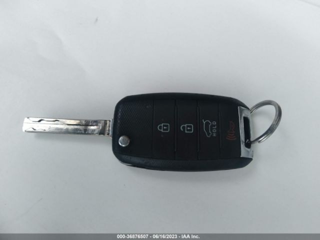 KNDJN2A28F7802491 KIA Soul Base