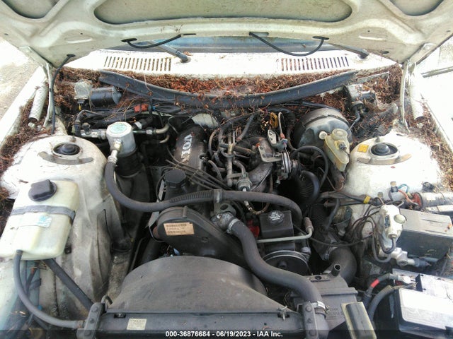 1991 VOLVO 240 SE VIN: YV1AA8850M1898593