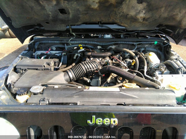 2010 JEEP WRANGLER UNLIMITED SAHARA VIN: 1J4BA5H18AL227656