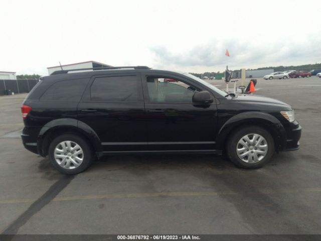 3C4PDCAB9JT518228 Dodge JOURNEY SE