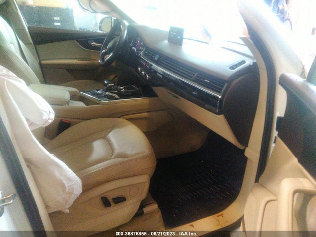 WA1LAAF77HD027294 Audi Q7 Premium Plus