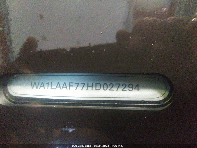 WA1LAAF77HD027294 Audi Q7 Premium Plus