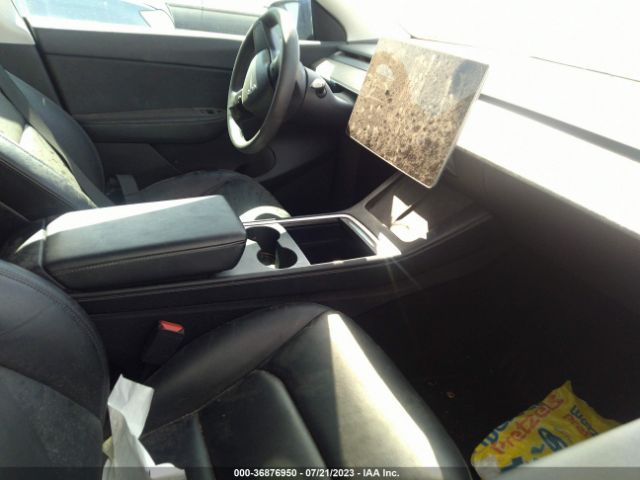 5YJYGAEE2MF188391 Tesla Model Y Long Range