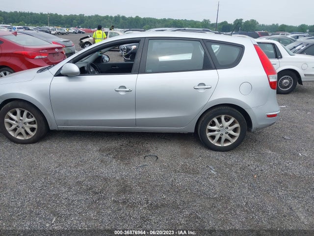 2009 HYUNDAI ELANTRA TOURING VIN: KMHDC86E59U038626