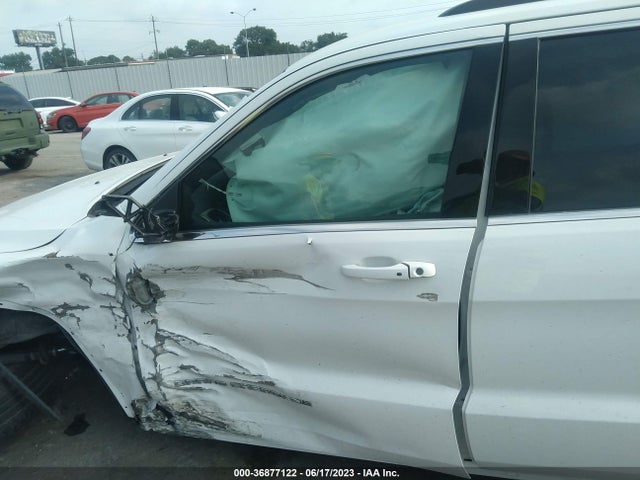 1C4RJEAG4GC451762 Jeep Grand Cherokee Laredo