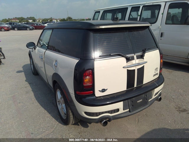 2009 MINI COOPER CLUBMAN S VIN: WMWMM33569TP74020