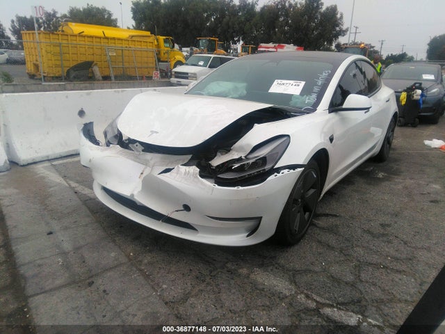 Tesla Model 3 Long Range 2021 5YJ3E1EB3MF980037 Image 2