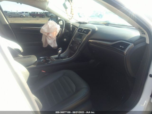 3FA6P0H94GR198011 Ford FUSION SE