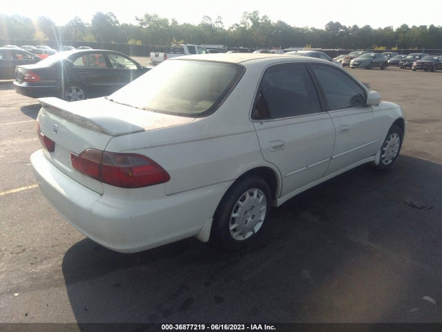 2000 HONDA ACCORD SDN LX VIN: 1HGCG5643YA029287
