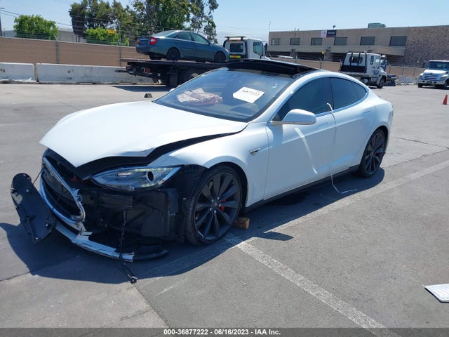 2015 TESLA MODEL S 85D/P85D/90D/P90D VIN: 5YJSA1H44FF086619