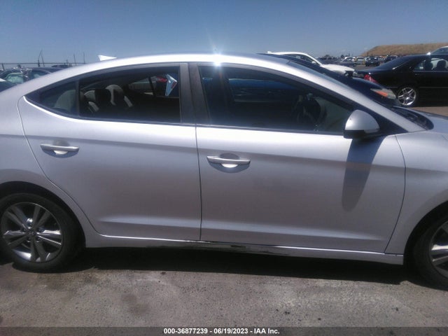 Hyundai ELANTRA SE 2017 5NPD84LF4HH106239 Image 5