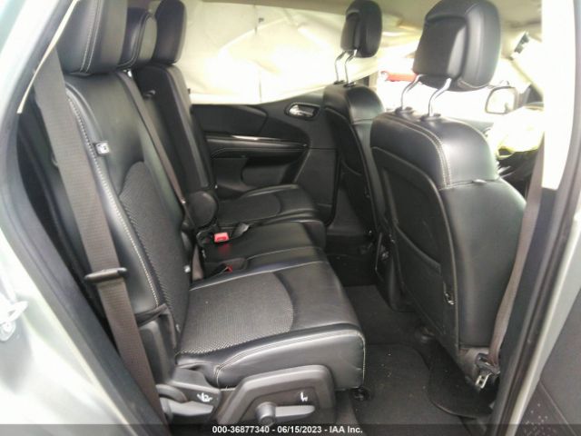 3C4PDCGG2KT810047 Dodge Journey Crossroad