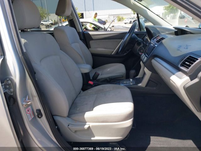 JF2SJADC2GH492866 Subaru Forester 2.5i Premium