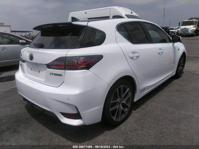 JTHKD5BH9F2214039 Lexus Ct 200h Hybrid