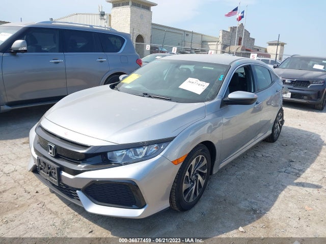 Honda Civic Hatchback Lx 2018 SHHFK7H29JU238028 Image 2