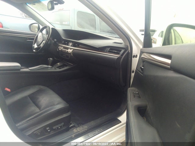 JTHBK1GGXF2164430 Lexus ES 350