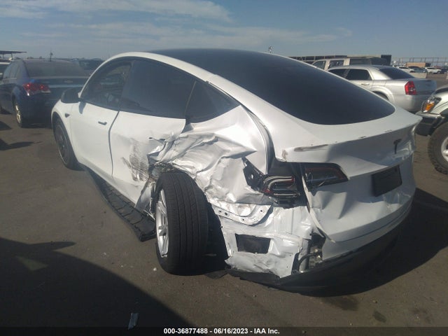 7SAYGDEEXPA105571 Tesla Model Y Long Range